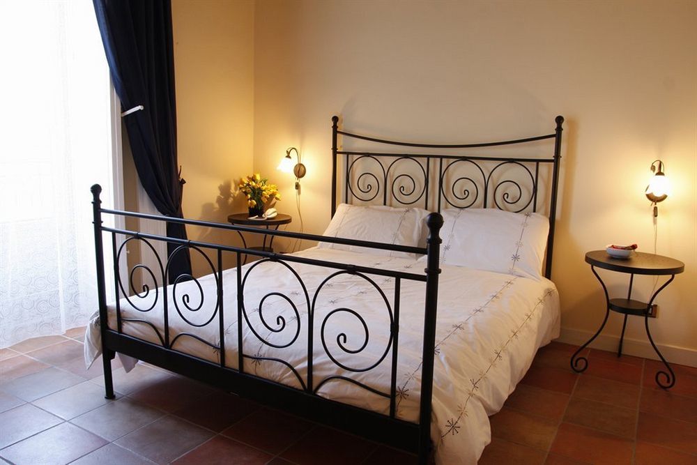 카타니아 Antica Dimora Caruso B&B 외부 사진